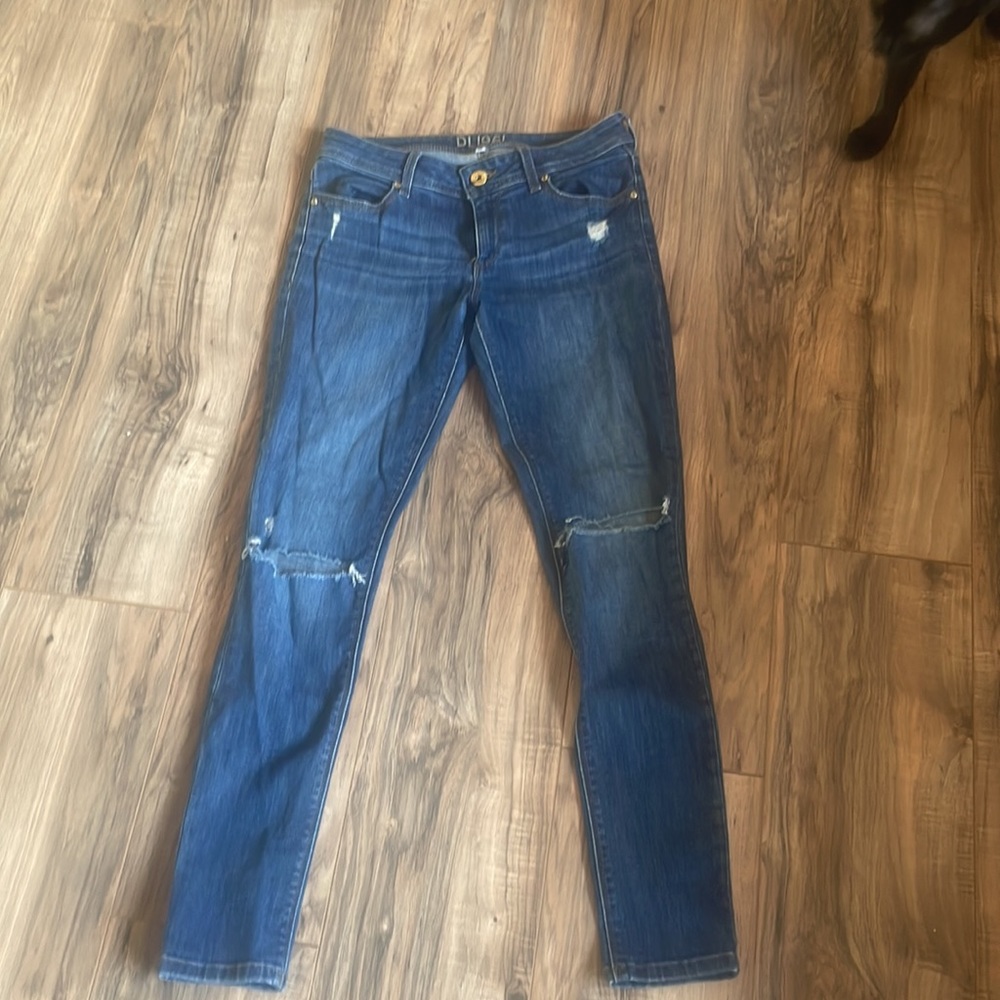 DL 1961 Emma Denim skinny Leg Jean size 28